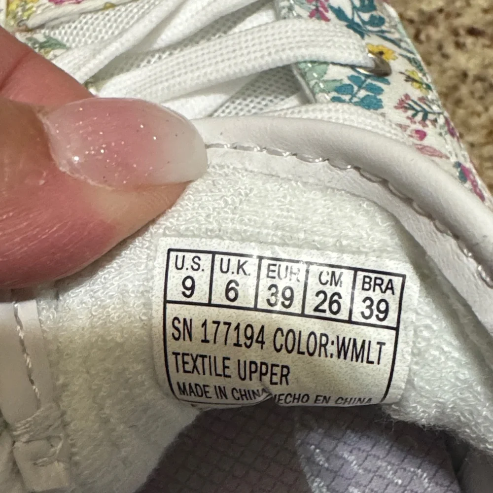 Skechers White Floral Athletic Shoes - Picture 5 of 5
